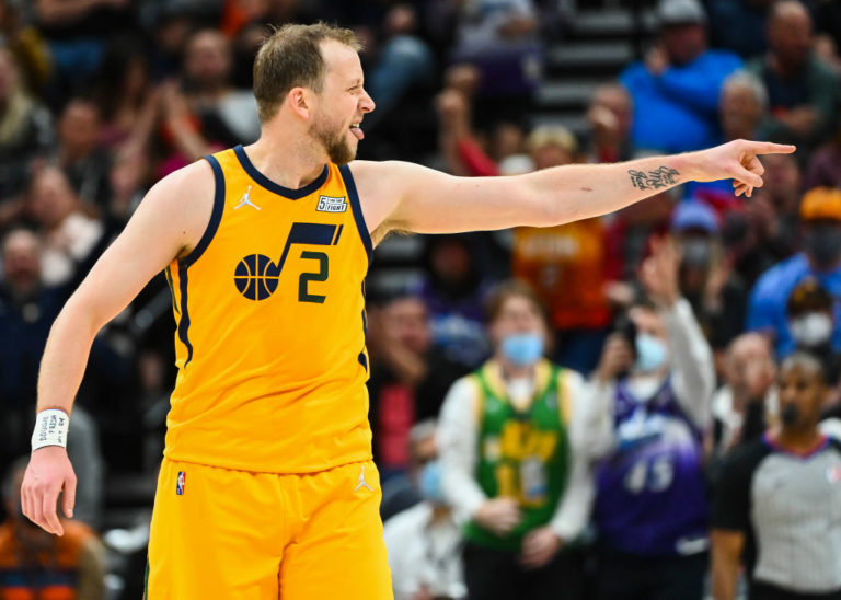 The Portland Trail Blazers have in mind the renewal of Joe Ingles