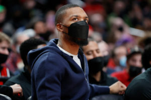 Damian Lillard no volverá a jugar hasta la próxima temporada