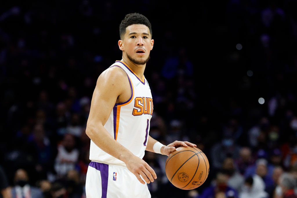 Devin Booker entra en los protocolos de salud y seguridad