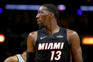 Un dominante Bam Adebayo lidera el triunfo Miami ante Cleveland