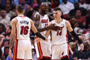 Miami afianza su liderato con una importante victoria ante Chicago