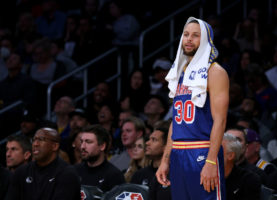 Stephen Curry causa baja indefinida por una lesión en el pie izquierdo
