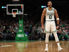 Los Celtics dan otra exhibición apalizando a Utah