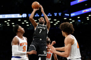 Kevin Durant decide el derbi neoyorquino con 53 puntos
