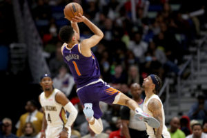 Phoenix pasa por encima de los Pelicans con 27 puntos de Devin Booker