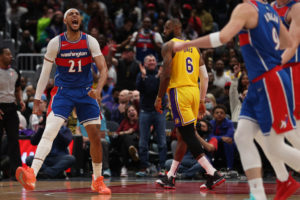 Inesperada remontada de los Wizards para tumbar a unos tristes Lakers