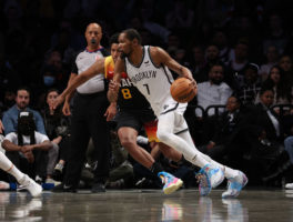 Kevin Durant se basta para derrotar a los Jazz