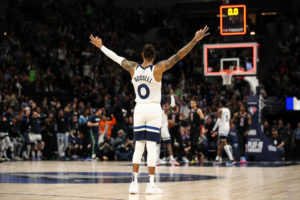Minnesota vuelve a playoffs cuatro años después