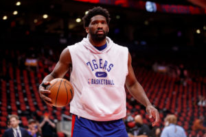 Joel Embiid se someterá a una cirugía al acabar la temporada