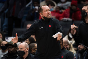 Los Angeles Lakers se fijan en Nick Nurse para sustituir a Vogel