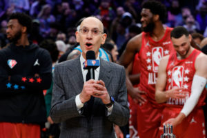 Crece la preocupación en Adam Silver con las ausencias de las estrellas