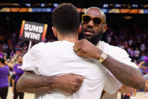 Se consuma el fracaso, los Lakers están de vacaciones