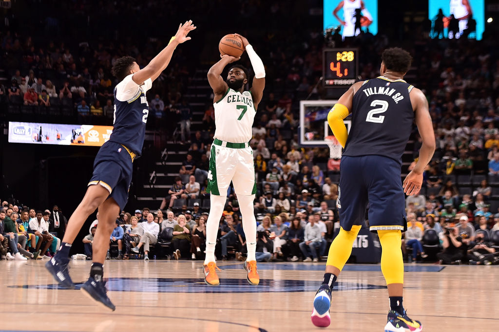 Boston acaba segundo y puede jugar contar Brooklyn en primera ronda