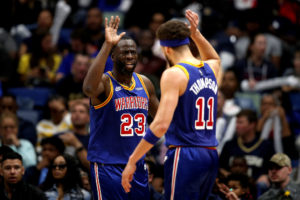 Los Warriors ganan en Nueva Orleans y terminan terceros del Oeste