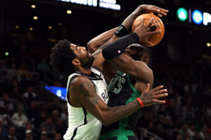 La NBA multa con 50.000 dólares a Kyrie Irving