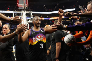 Un genial Chris Paul impone su ley en el primer partido ante Pelicans