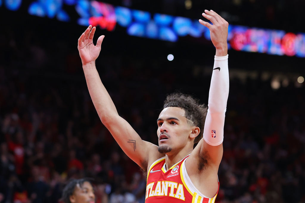 Trae Young culmina una gran remontada para apretar la serie ante Miami