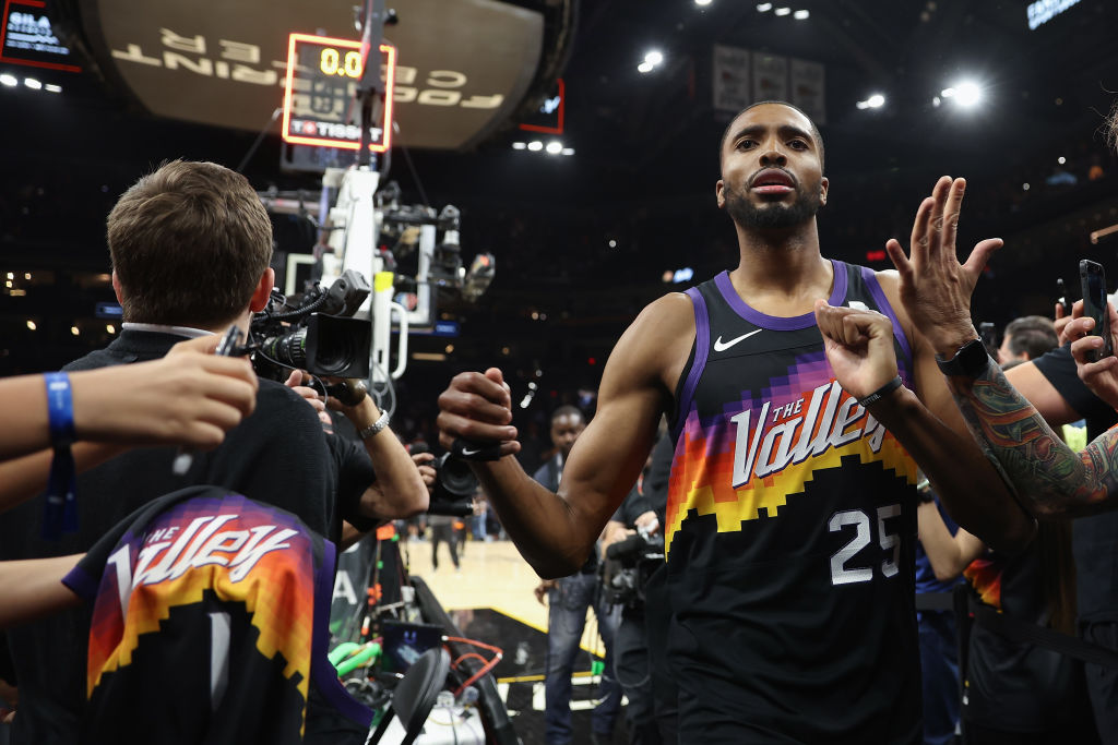 Phoenix disipa los fantasmas venciendo con autoridad a los Pelicans