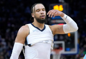 Un partido de suspensión para Dillon Brooks