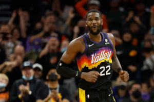 DeAndre Ayton firmará un contrato máximo este verano