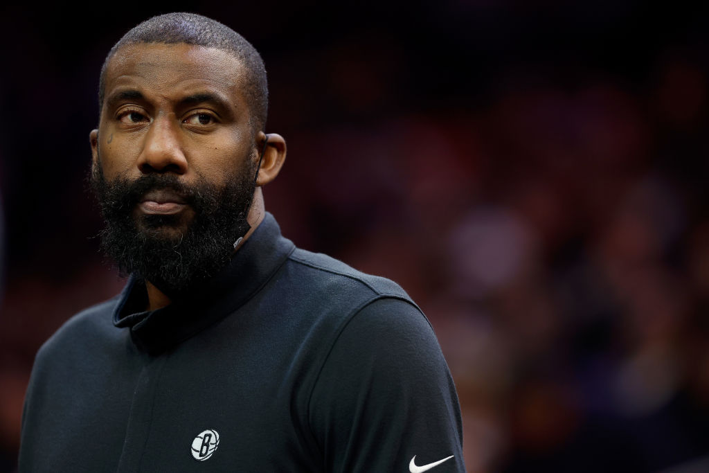 Amar'e Stoudemire deja los banquillos de forma indefinida