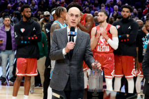 Adam Silver planea establecer un mínimo de partidos para optar a los premios individuales