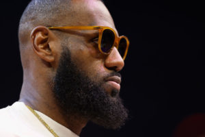 Los Lakers darán manga ancha a LeBron James a la hora de renovar