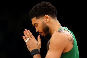 Tatum revela que lleva varios meses lidiando con problemas en su muñeca