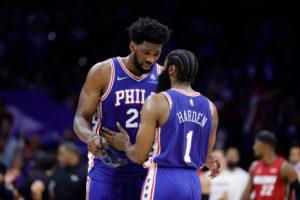 Joel Embiid: "Todos esperaban al James Harden de Houston, pero ya no es él"