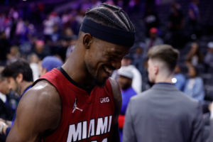 Miami se mete en las finales del Este al ritmo de Jimmy Butler