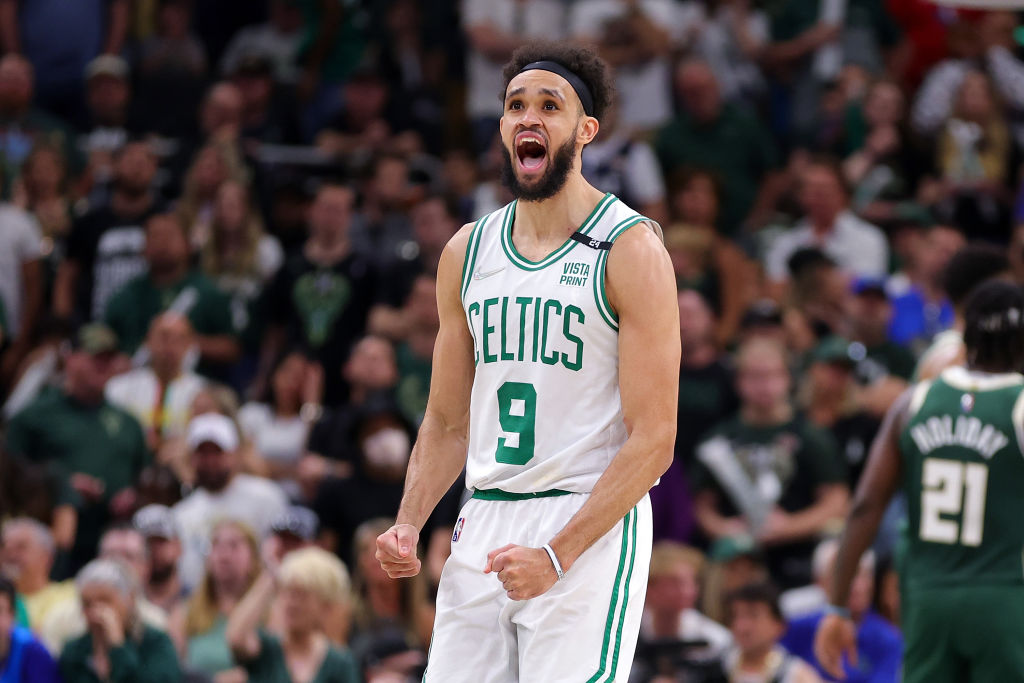 Derrick White causará baja para el segundo partido por causas personales