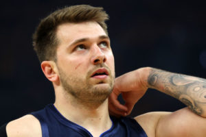 Doncic puede batir un histórico récord de LeBron James en los próximos partidos