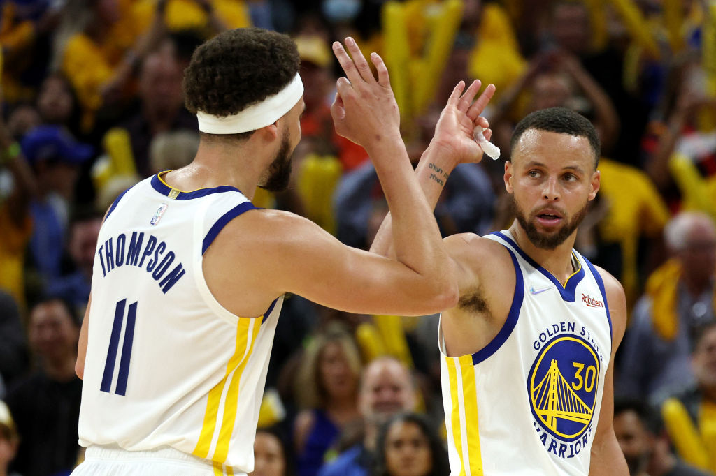 Golden State remonta para poner el 2-0 ante Dallas