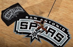 San Antonio quiere jugar dos partidos en México la próxima temporada