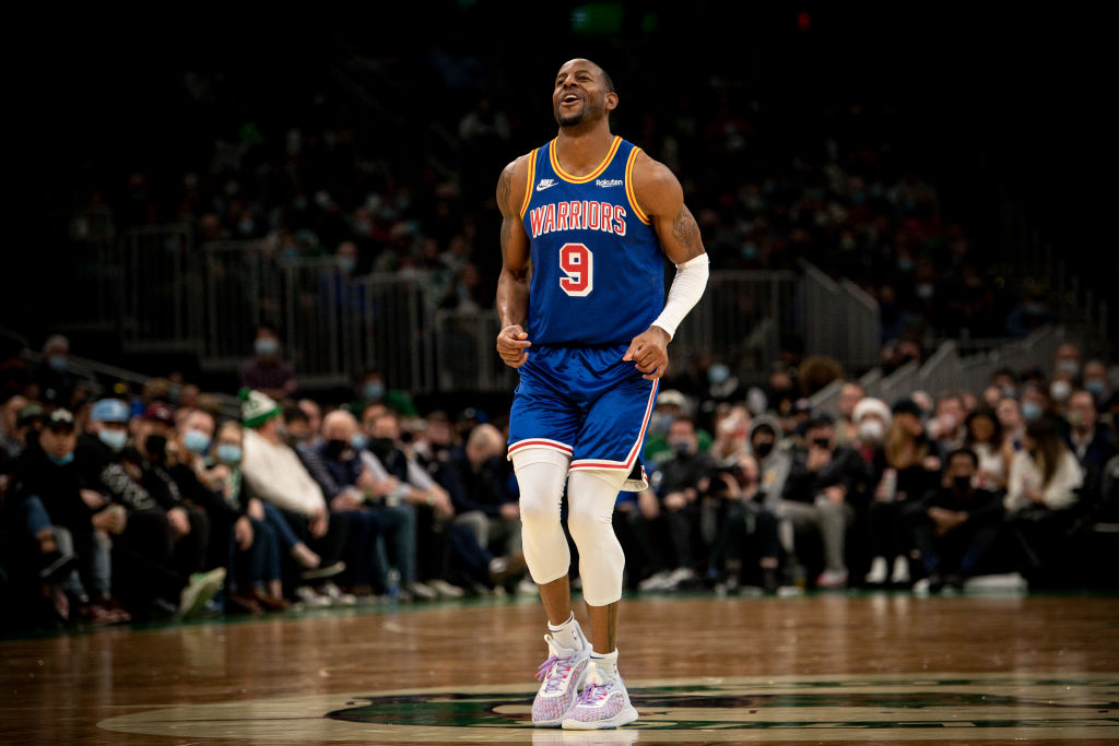 Andre Iguodala deja en vilo su posible retirada