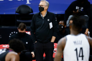 Mike D'Antoni y Kenny Atkinson últimos candidatos de los Hornets