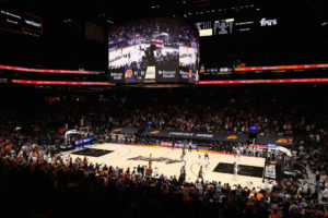 Una trabajadora de los Suns dimite alegando una cultura laboral tóxica