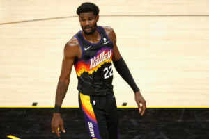Deandre Ayton acepta una oferta máxima de los Pacers