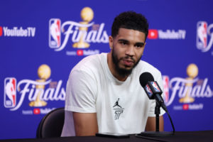 Jayson Tatum reconoce haber dudado de su capacidad de liderazgo