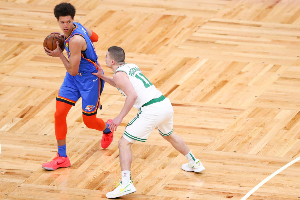 San Antonio reclama a Isaiah Roby de la lista de 'waivers'