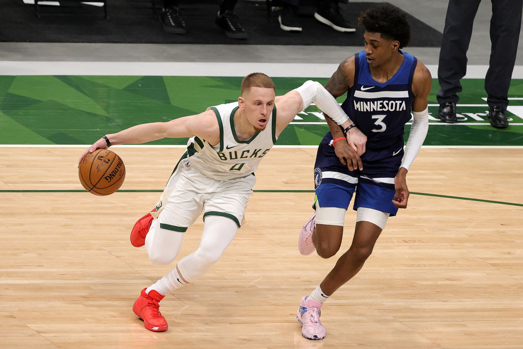 Stephen Curry y Draymond Green reclutaron a Donte DiVincenzo
