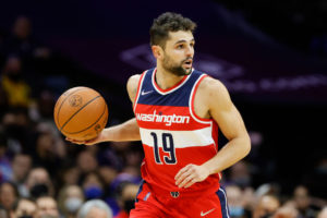 Raul Neto continuará su carrera en Cleveland