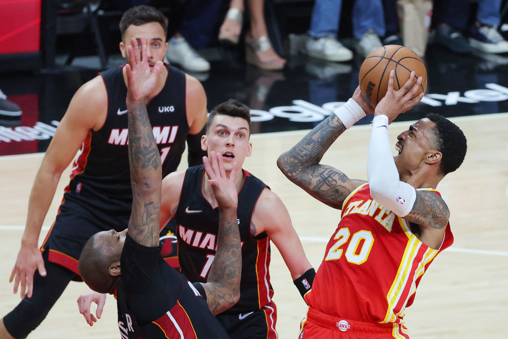 Los Miami Heat negociaron con Atlanta Hawks por John Collins