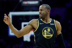Iguodala apuesta por mantener la temporada regular de 82 partidos