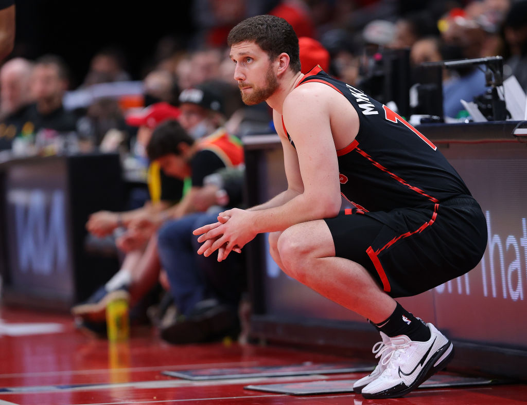 Svi Mykhailiuk firma por un año parcialmente garantizado con los Knicks