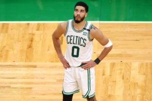 Jayson Tatum asegura que su hombro se encuentra mucho mejor