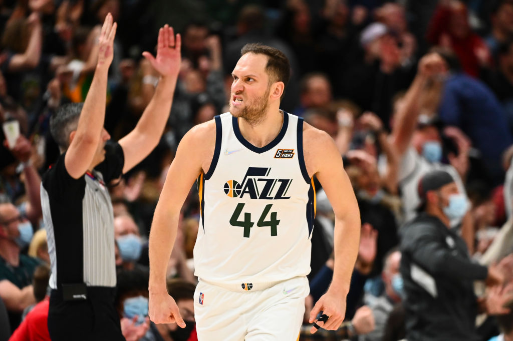 Siguen las conversaciones entre Lakers y Jazz por Bogdanovic