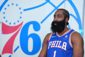 James Harden avisa: "Este verano ha sido enorme en el aspecto físico"