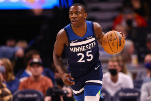 Los Mavericks suman incorporaciones para el 'training camp'