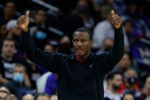 Dwane Casey: "Este año verán una mejora significativa en el equipo"